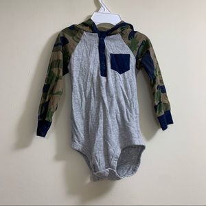 Carter’s Camo Onesie Size 18M
